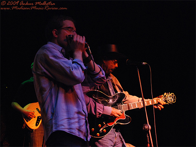 Joe Nosek, John Primer at The Frequency, May 12, 2009 - photo by Ankur Malhotra