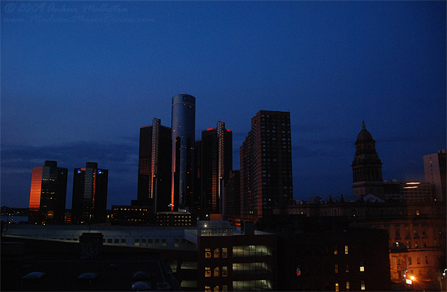Detroit skyline by the river - Detroit MI - photo by Ankur Malhotra