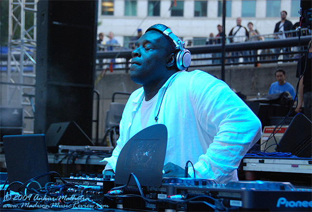 Kevin Saunderson at the Main Stage - Movement 2009 - photo by Ankur Malhotra