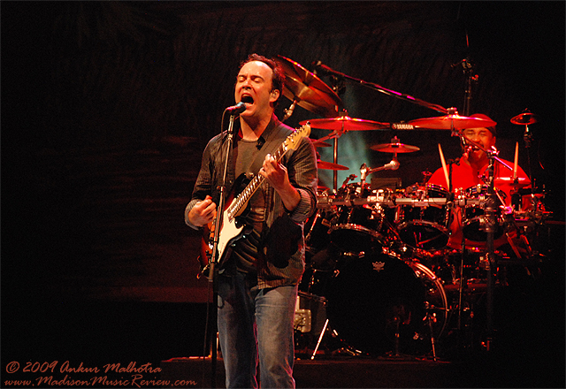 Dave Matthews Band, Live at 10,000 Lakes Festival 2009 - photo by Ankur Malhotra