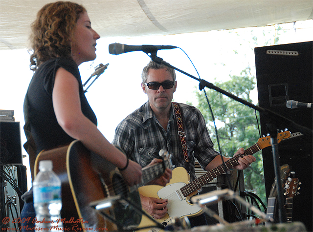 Kathleen Edwards at the Barn Stage, 10,000 Lakes Festival 2009 - photo by Ankur Malhotra