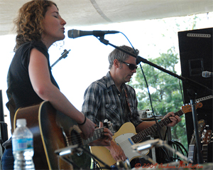 Kathleen Edwards @ 10,000 Lakes Festival 2009 - photo by Ankur Malhotra
