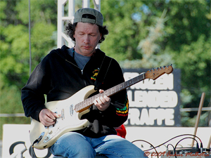 Steve Kimock Crazy Engine @ 10,000 Lakes Festival, July 24, 2009 - photo by Ankur Malhotra