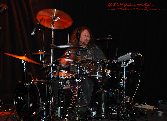 EOTO, High Noon Saloon, April 15, 2009 - photo by Ankur Malhotra