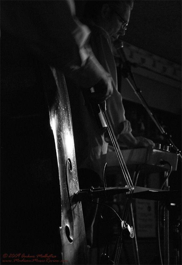 Kristy Larson band - photo by Ankur Malhotra