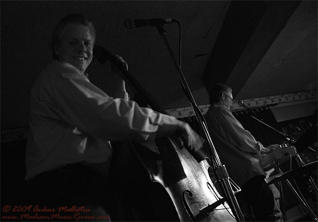 Kristy Larson band - photo by Ankur Malhotra