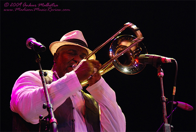 Sly and Robbie with Heavyweight Dub Champion, Live at The Barrymore in Madison, Wisconsin, June 10, 2009, Photos and review by Ankur Malhotra