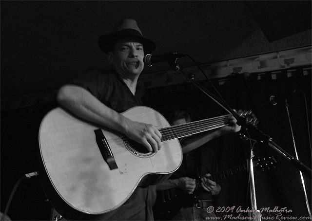 Wayne Hancock, Joel Paterson and band - photo by Ankur Malhotra